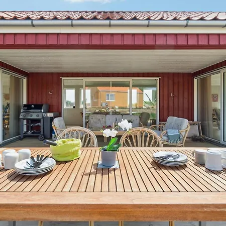 6 Bedroom Beautiful In * スヴァネケ
